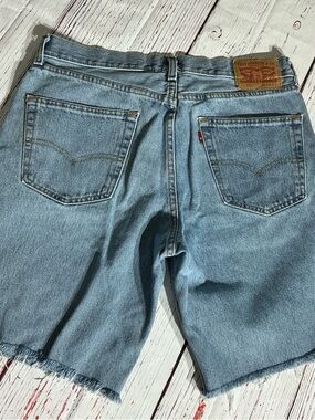 Levi's Sz 34 Cut Off Light Blue Denim Shorts
